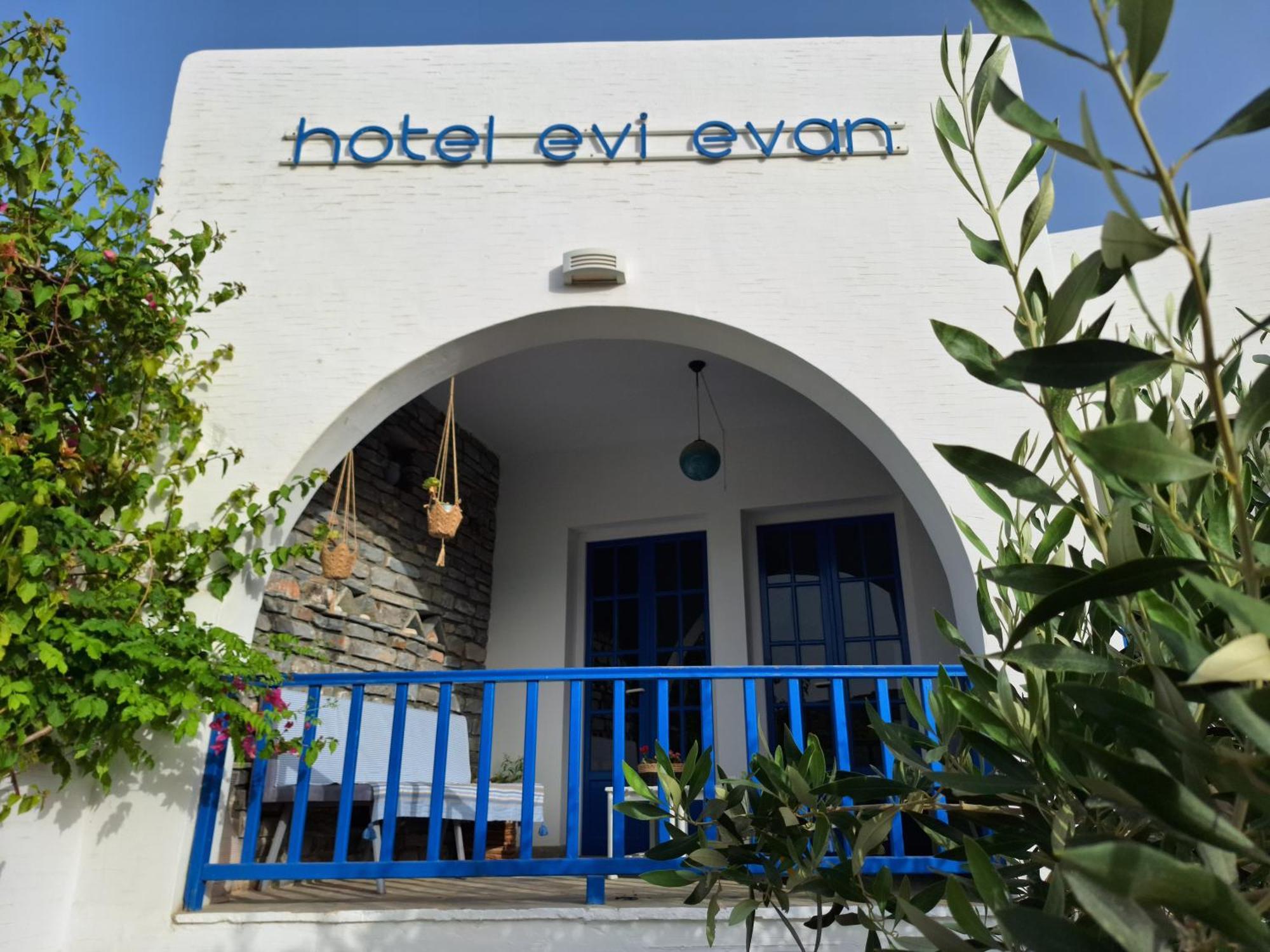 Εvi Evan Hotel Galissas Exterior photo