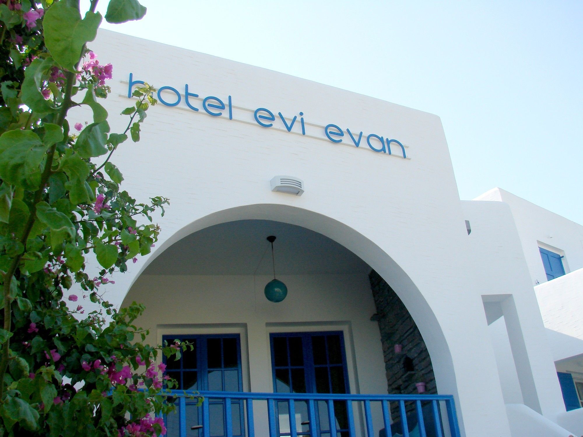 Εvi Evan Hotel Galissas Exterior photo